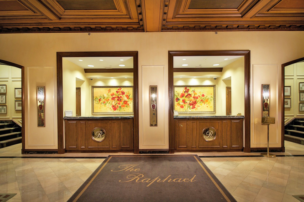 Raphael Hotel