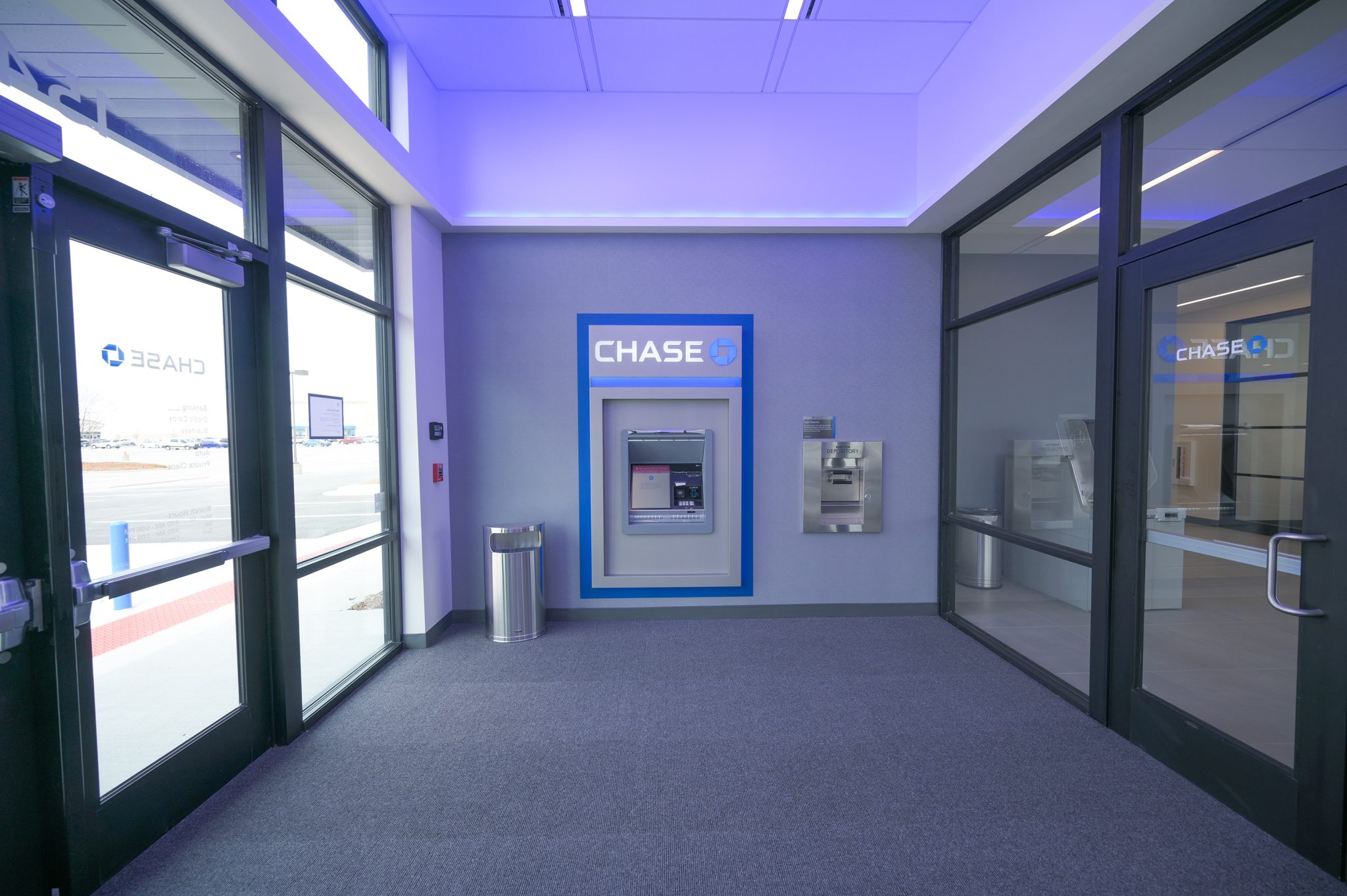 New Chase Bank branch in Shawnee, KS